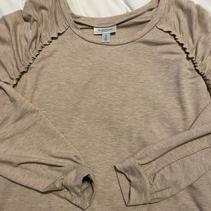 Motherhood Maternity XL tan sweater with front detail